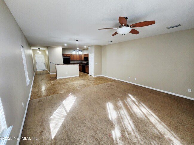 Building Photo - 6844 Misty View Dr