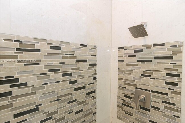 Building Photo - 3799 Lancewood Dr
