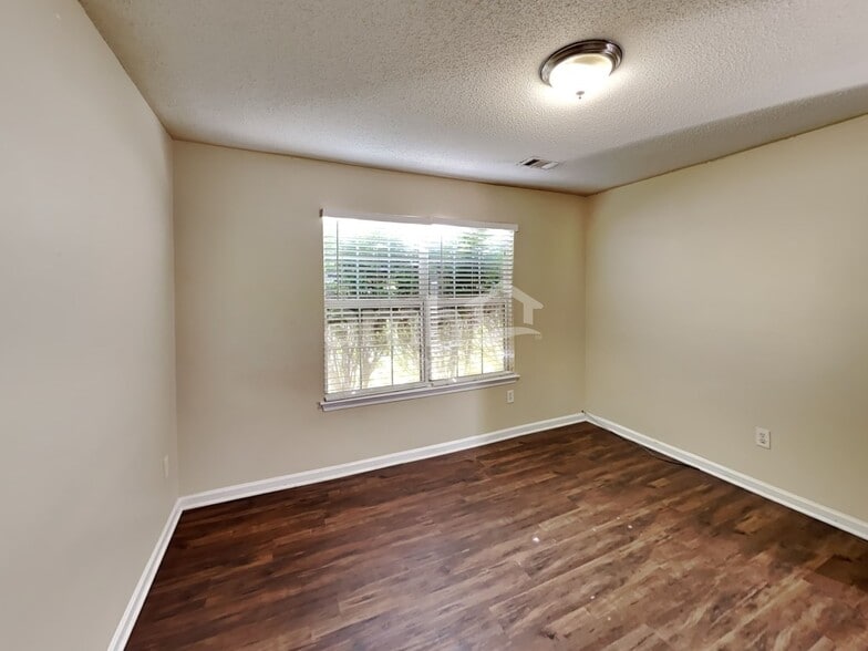 Building Photo - 4350 Bridle Point Pkwy