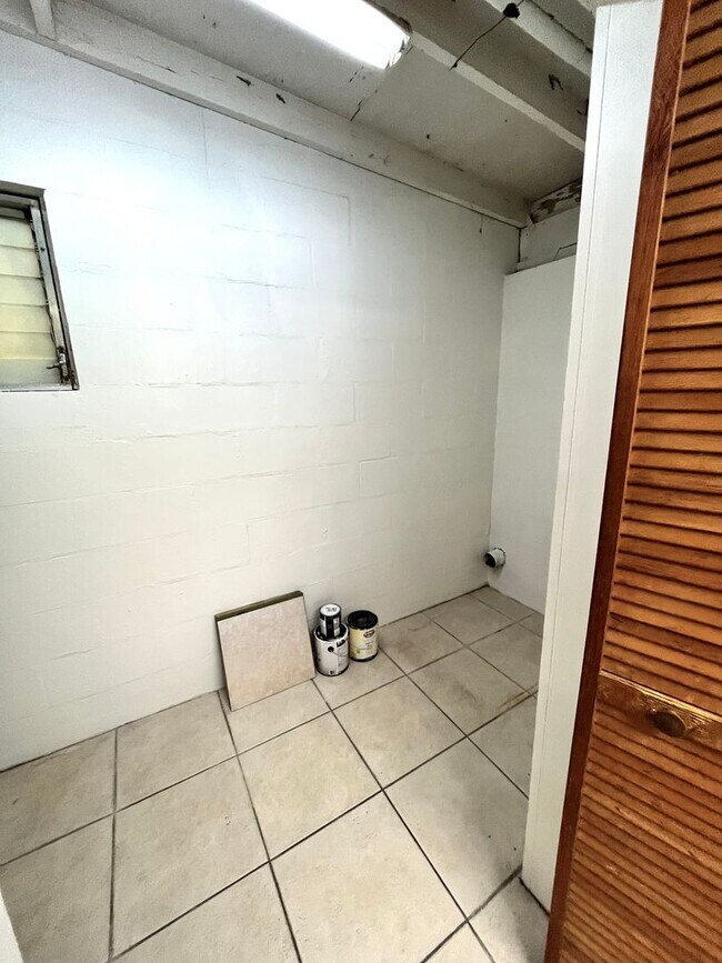 Building Photo - 107 Mayfair Cir