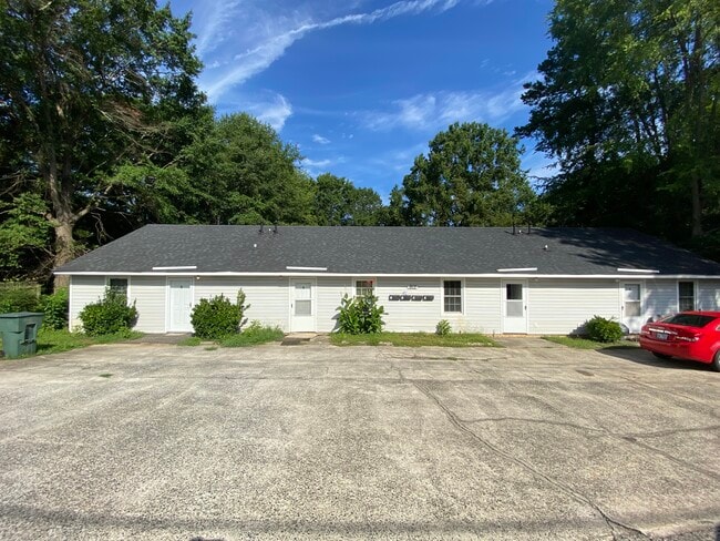 Primary Photo - 913 N Weldon St