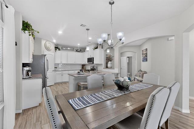 Building Photo - 9801 Diamondback Ln