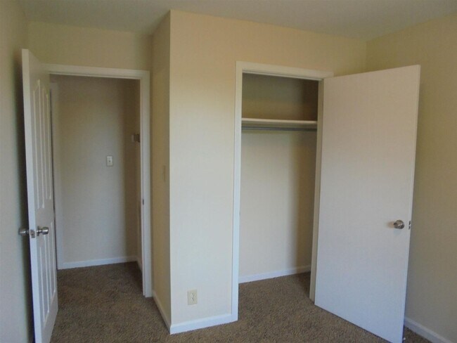 Building Photo - 2746 Union Hall Rd