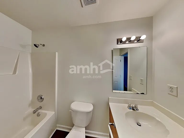 Building Photo - 14406 Arlandes Dr