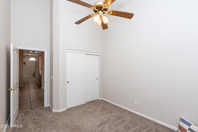 Building Photo - 6321 W Linda Ln