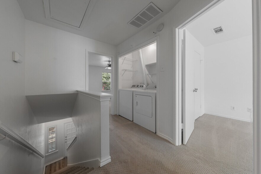Building Photo - 2815 Welborn St