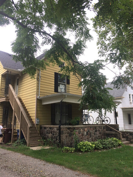 Building Photo - 714 W Liberty St