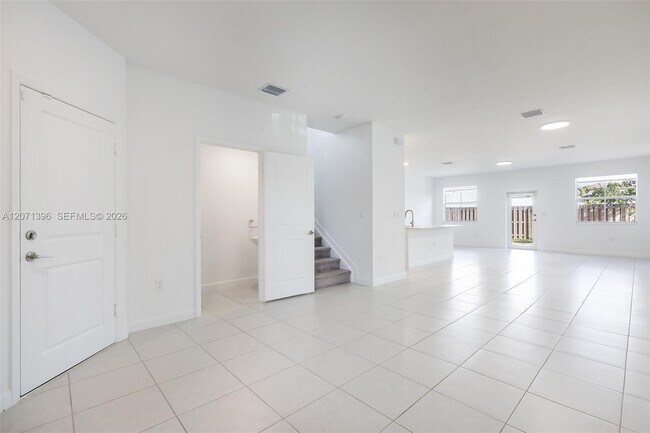 Building Photo - 2408 NW 131st Cir