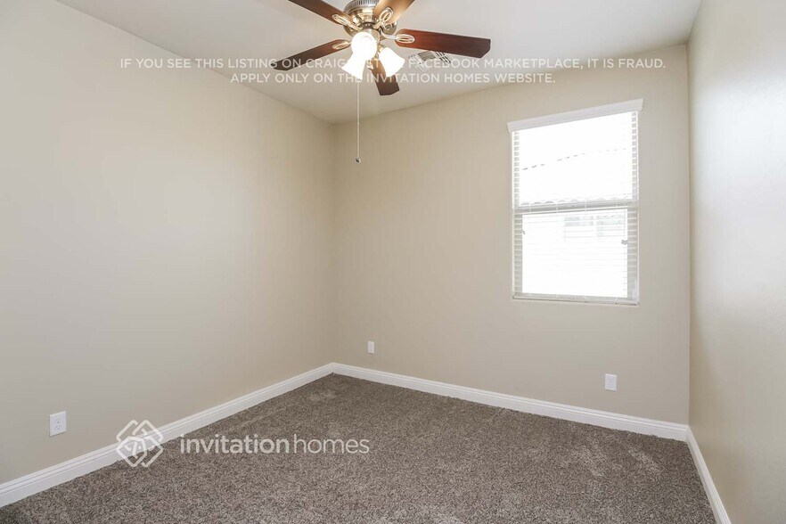 Building Photo - 1063 W Brangus Way