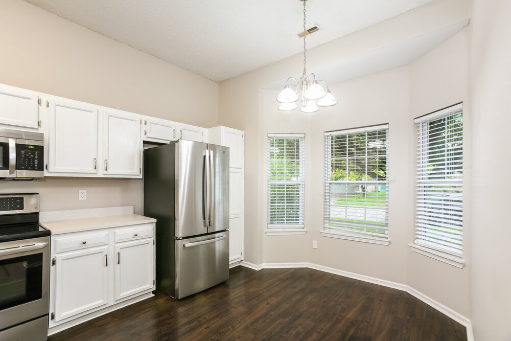 Building Photo - 9761 Trail Dr
