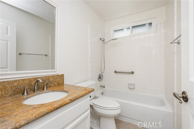 Building Photo - 53 Cedarlake
