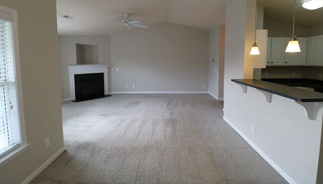 Building Photo - 3761 Holmes Creek Pl