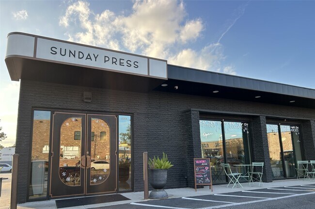 Building Photo - 1027 Althea Dr