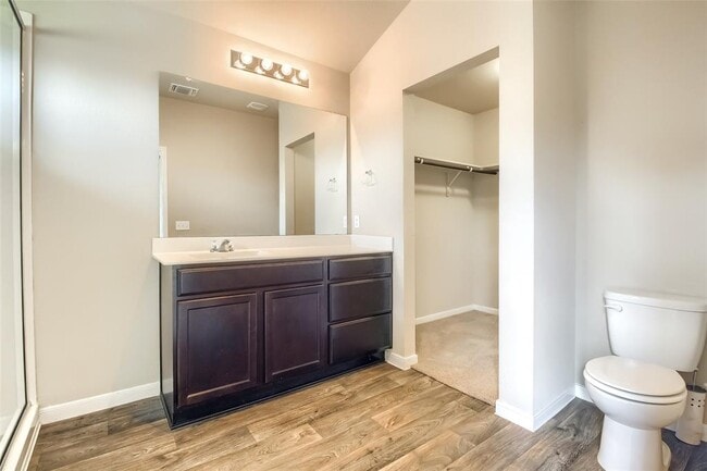 Building Photo - 102 Sulphur River Lp