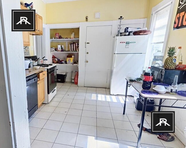 Building Photo - 2 bedroom in Cambridge MA 02140