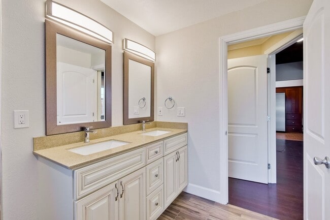 Building Photo - Wow! What a Great Home! Available Soon!