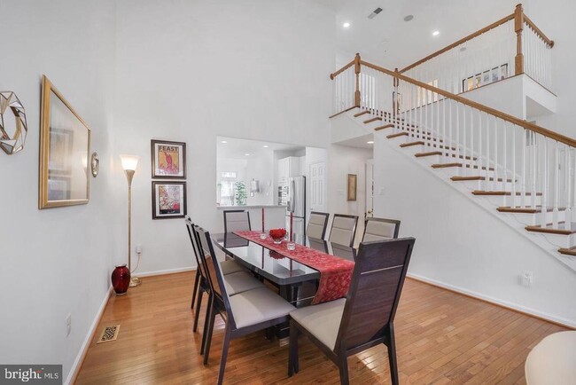 Building Photo - 2157 Vittoria Ct