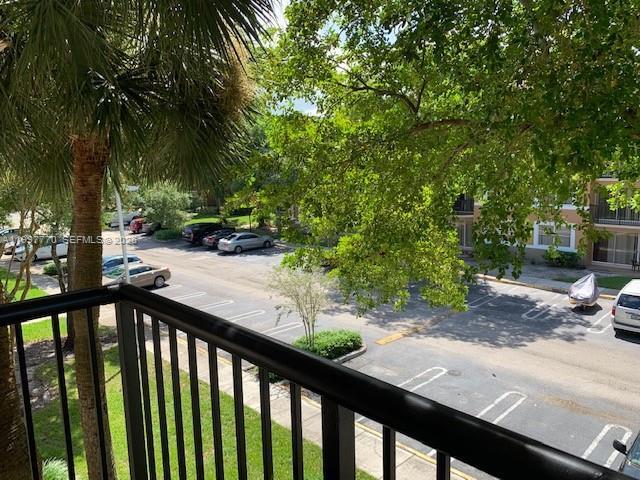 Building Photo - 8801 Wiles Rd