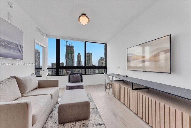 Building Photo - 225 N Miami Ave