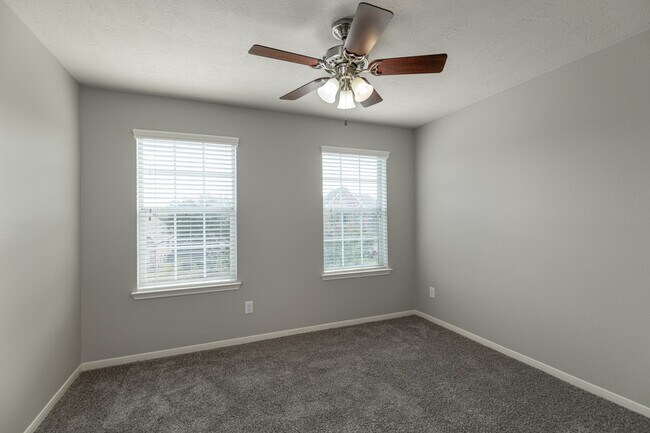Building Photo - 14319 Heath Falls Ln