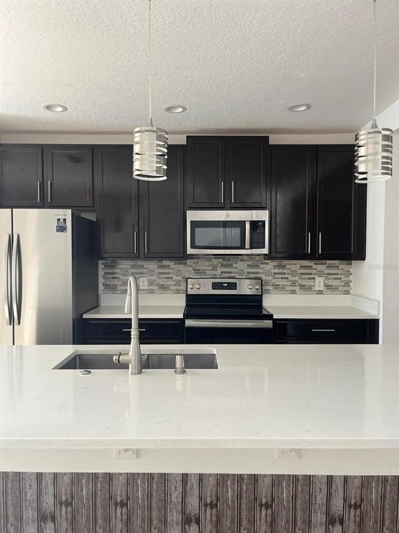 Building Photo - 350 Annabelle Way