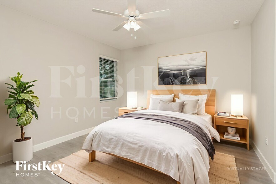 Building Photo - 1157 Palo Alto St SE