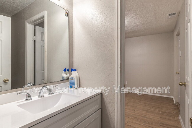 Building Photo - 4142 Mystic Sunrise Dr