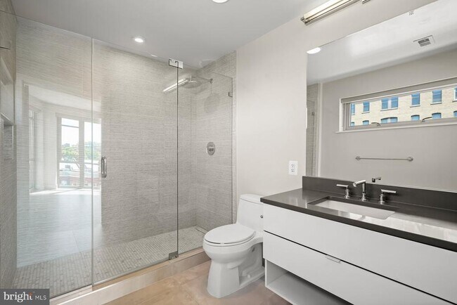 Building Photo - 1311 13th St NW