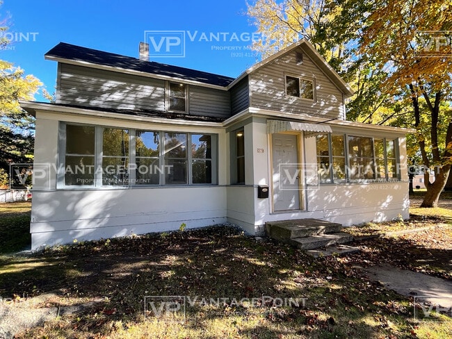 Primary Photo - 370 S Main St