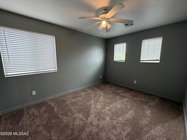 Building Photo - 37 W Camino Rancho Palomas