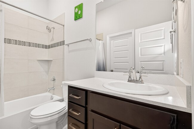 Building Photo - 6638 Albany Forest Ct