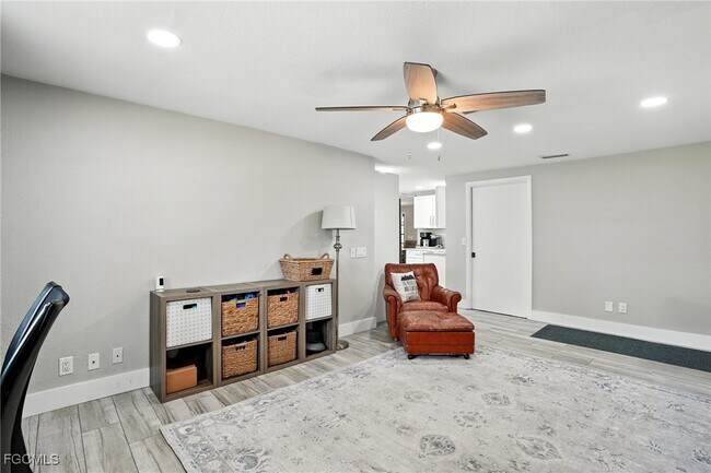 Building Photo - 1250 Kasamada Dr