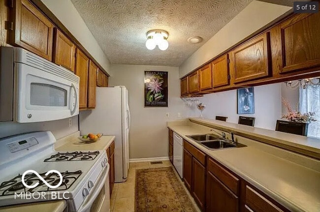 Building Photo - 1743 Park N Way