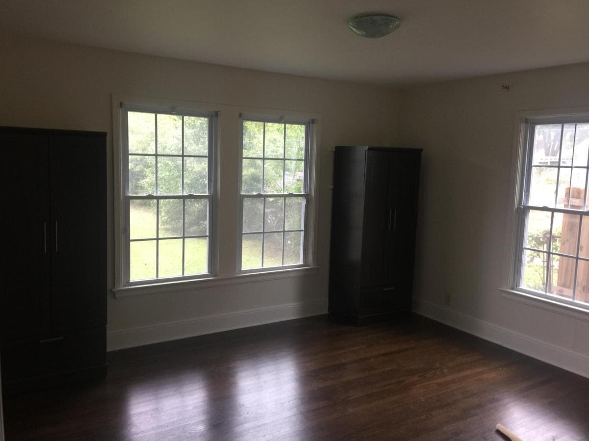 Building Photo - 5027 Wenonah Dr