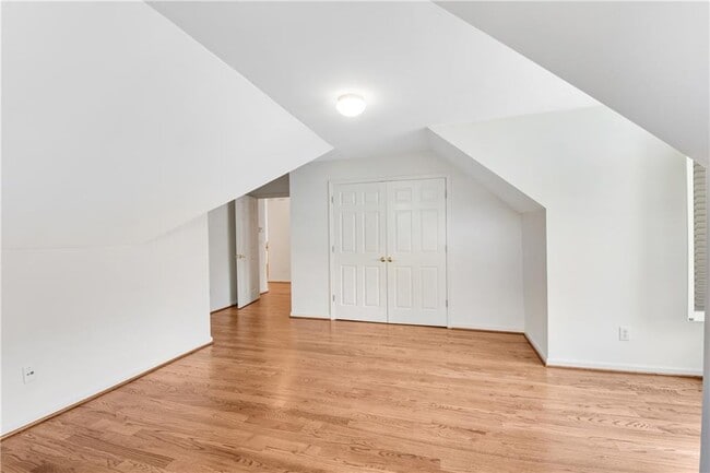Building Photo - 290 Windsor Gate Cove NE