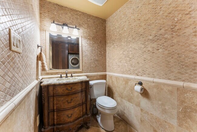 Building Photo - 2209 W Settler's Way