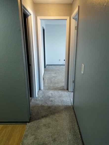 Building Photo - 157 Mindy Ln