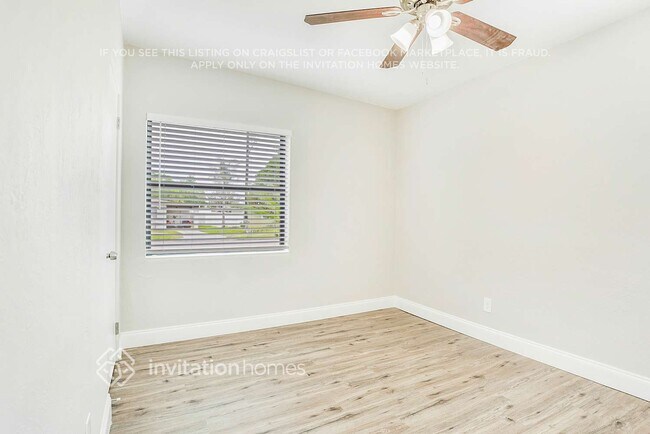 Building Photo - 6226 Dahlia Dr