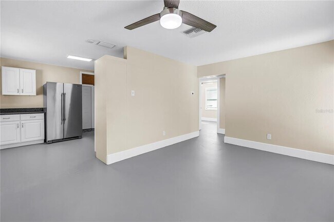 Building Photo - 1416 38th Ave N