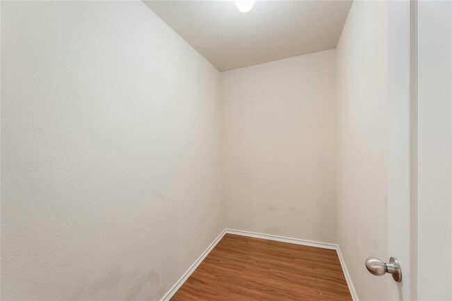 Building Photo - 3720 Pine Needle Cir