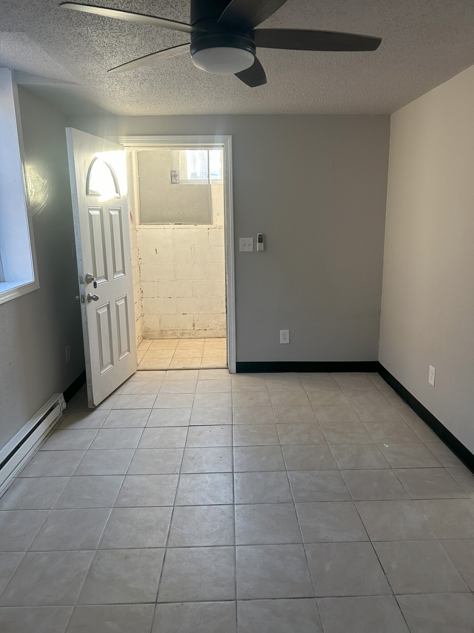 Lower - 613 N Franklin Ave