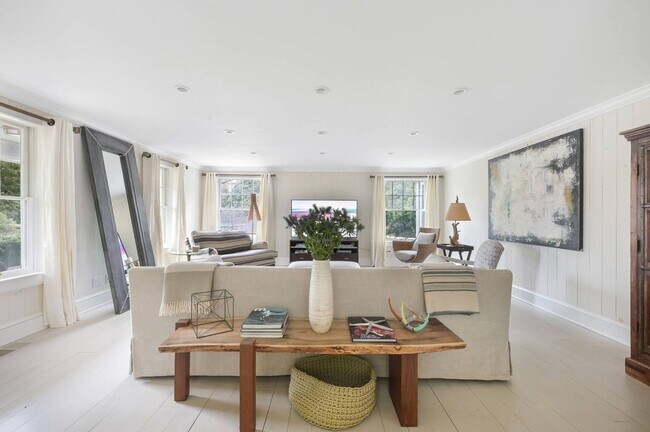 Building Photo - 62 Abrahams Landing Rd