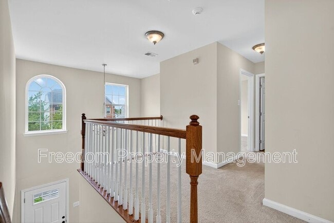 Building Photo - 7629 Hamelin Ln