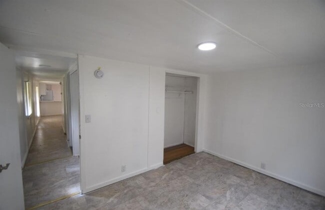Building Photo - 3306 Peachtree Hill Rd