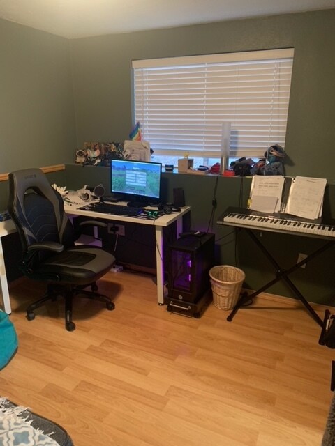 Building Photo - 13231 W Sunnyvale Dr