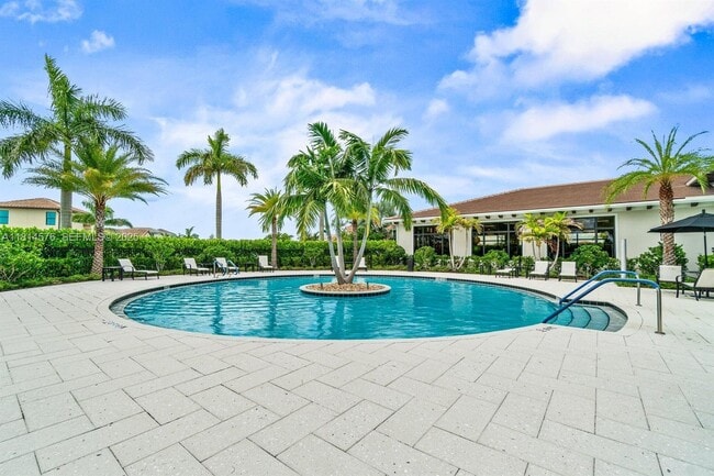 Building Photo - 11356 SW Pietra Wy