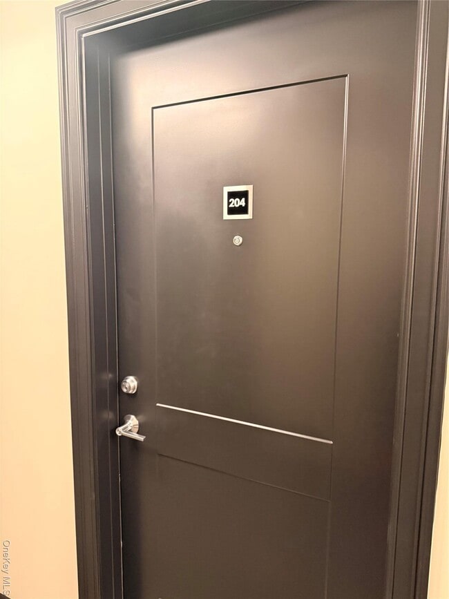 Building Photo - 122 Greenwich Ave