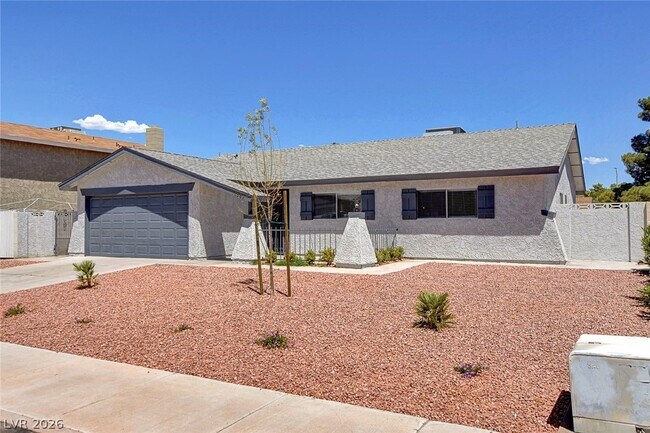 Building Photo - 1829 Runningbear Dr