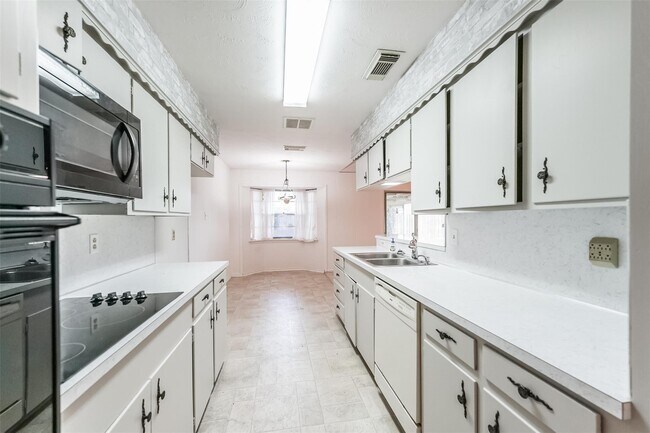 Building Photo - 11531 Kirkmeadow Dr