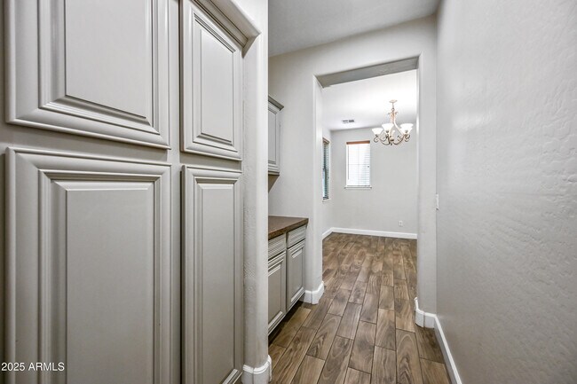 Building Photo - 15340 W Dahlia Dr